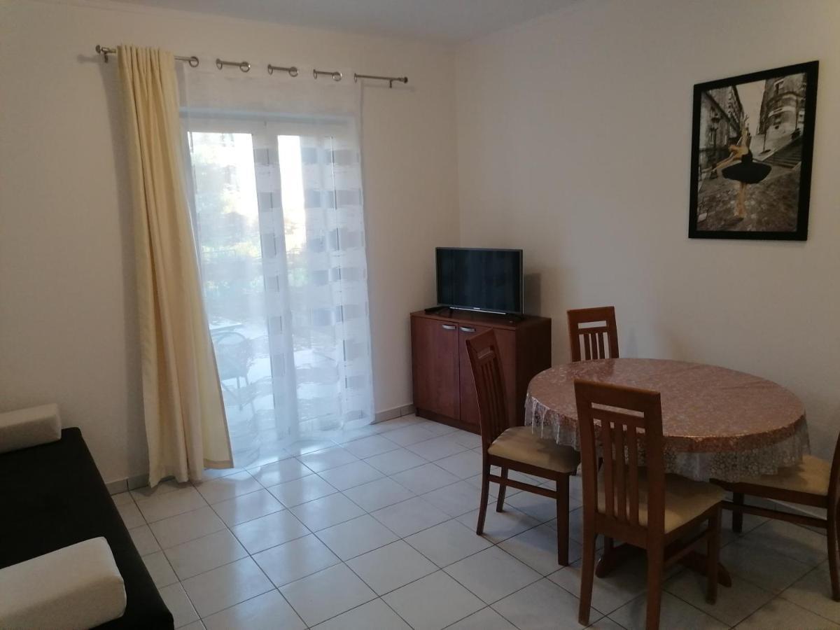 Apartments Dinko Duće 외부 사진