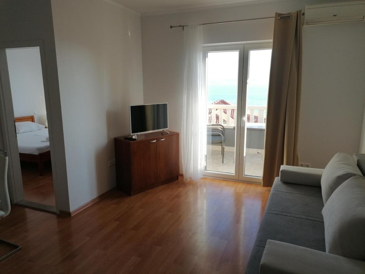 Apartments Dinko Duće 외부 사진