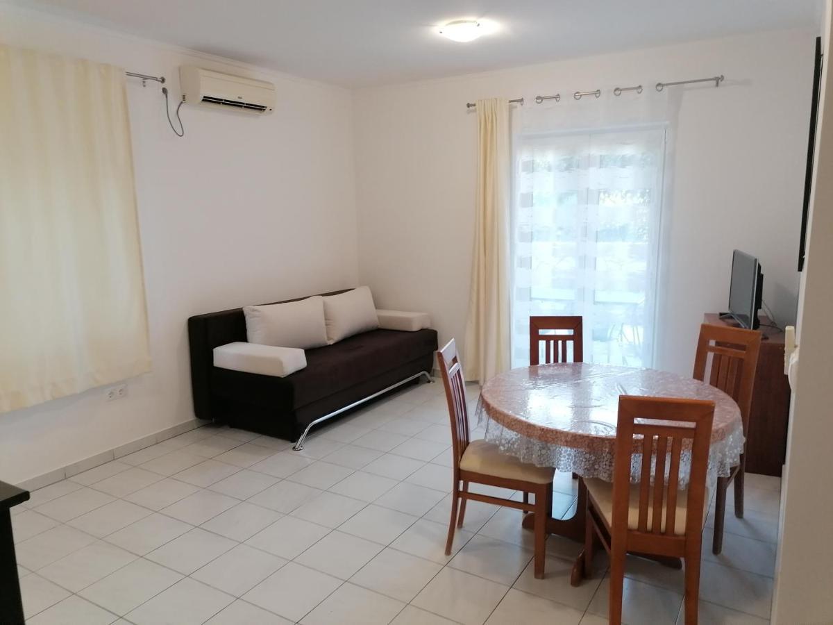 Apartments Dinko Duće 외부 사진